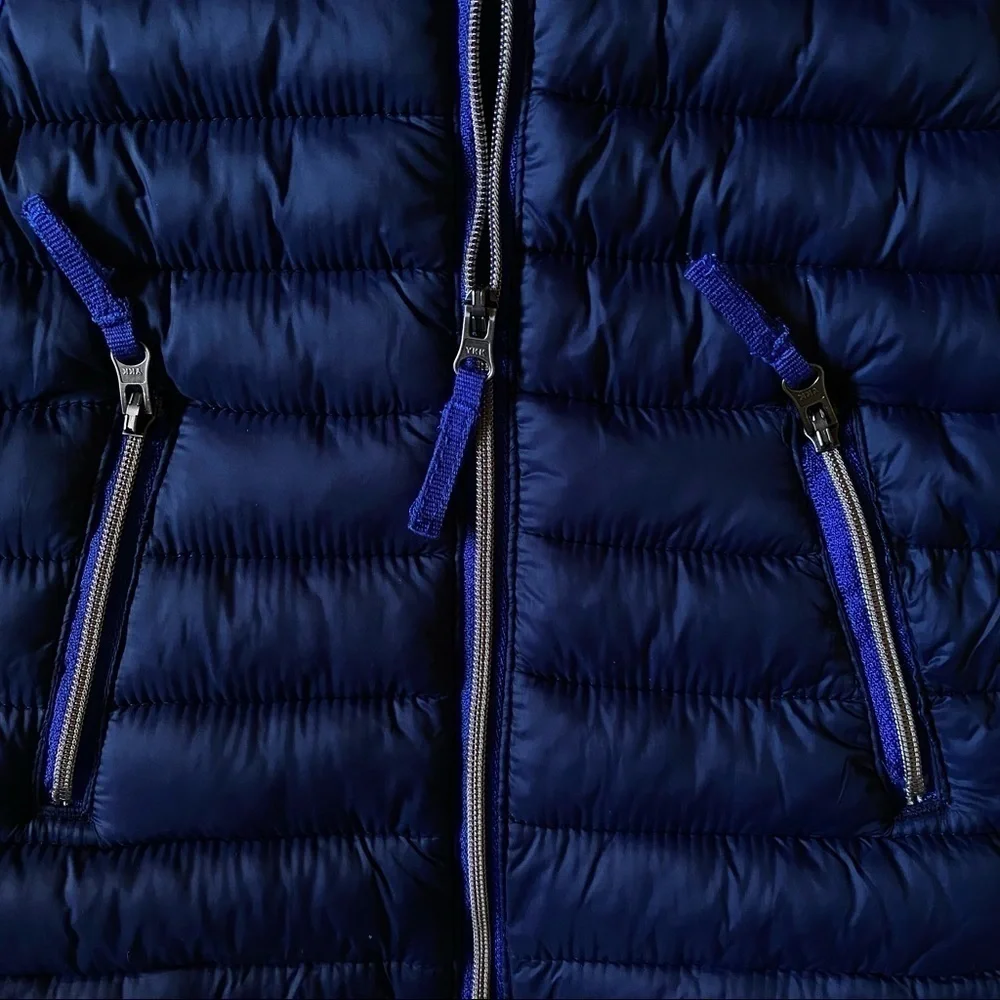 Gymboree dark blue lightweight zip front puffer vest